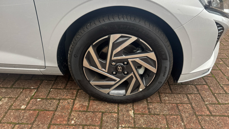 Hyundai i20 1.0T GDi Advance [Nav] 5dr DCT Petrol Hatchback